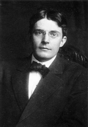 @psychoanalytic_text.author